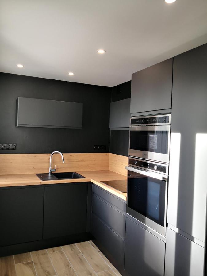 Studio Moderne, Place Parking Prive, Emplacement Ideal A 100 M Du Lac. Annecy Exterior photo