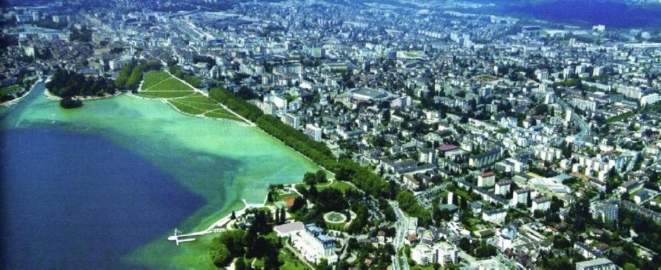 Studio Moderne, Place Parking Prive, Emplacement Ideal A 100 M Du Lac. Annecy Exterior photo
